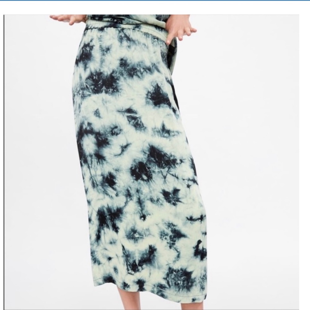 Zara tie-dye skirt